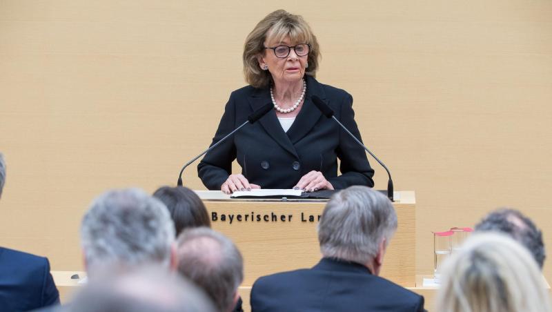 Charlotte Knobloch spricht bei einer Gedenkveranstaltung im Bayerischen Landtag. Foto: Peter Kneffel Charlotte Knobloch spricht bei einer Gedenkveranstaltung im Bayerischen Landtag. Foto: Peter Kneffel