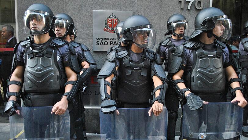 Die brasilianische Polizei, hier bei der Fußball-WM 2014. Die brasilianische Polizei, hier bei der Fußball-WM 2014.