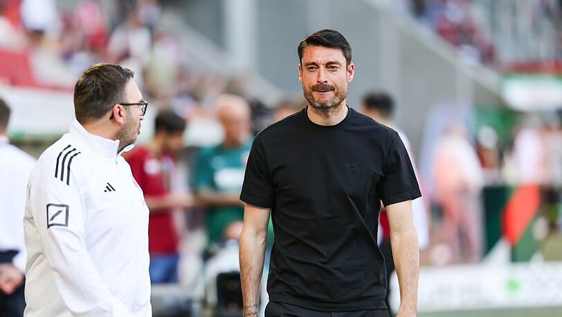 Der Druck auf Albert Riera w&auml;chst weiter.