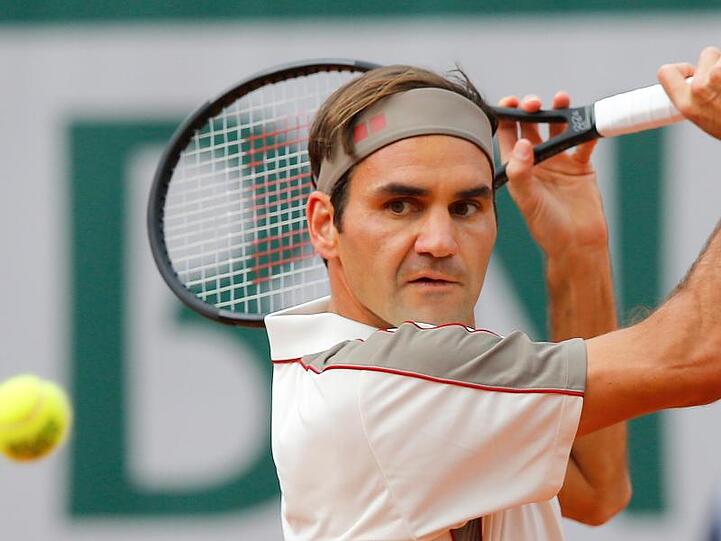 Roger Federer musste sich am Knie operieren lassen.