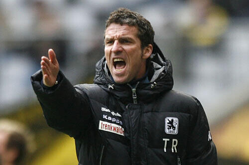 Öffentlich zumindest zeigete sich Trainer Marco Kurz zufriden mit der Leistung seiner Löwen.