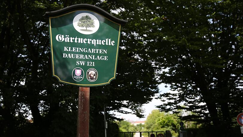Der Eingang zur Kleingartenanlage Südwest 121.