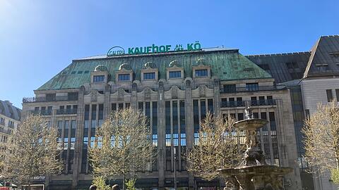 Die Diebe sind &uuml;ber die U-Bahn in das Galeria-Warenhaus an der Flaniermeile "K&ouml;" eingestiegen.