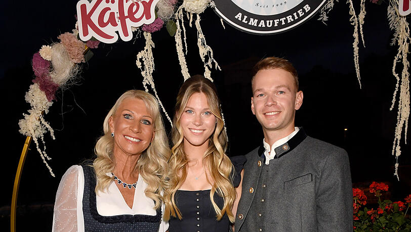 Karin Baumüller-Söder, Selina Söder und Freund Raphael Netz Karin Baumüller-Söder, Selina Söder und Freund Raphael Netz