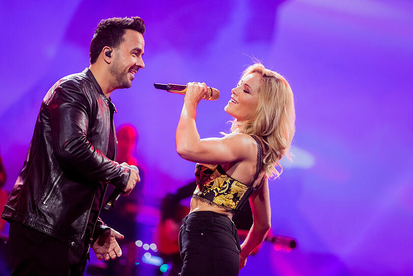 Helene Fischer und der puertoricanische Sänger Luis Fonsi bei der Aufzeichnung der Helene Fischer Show.