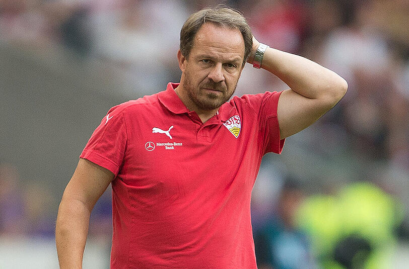 Besser und doch nicht gewonnen: Stuttgarts Trainer Alexander Zorniger kann mit der Chancenverwertung seines Teams nicht zufrieden sein.