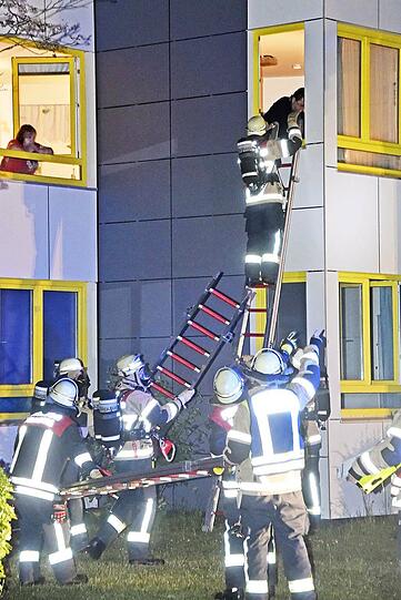 Bei dem Brand wurden 17 Personen verletzt.