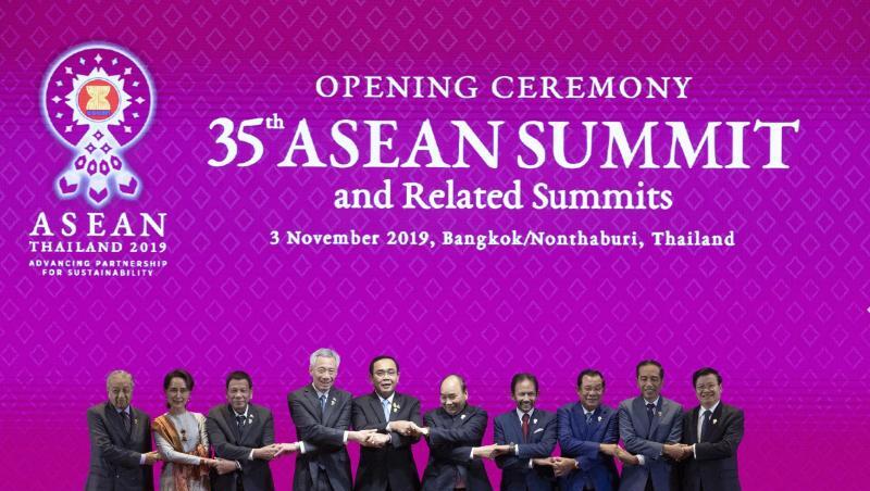 Die Teilnehmer des Asean-Gipfels in Thailand. Ein asiatisch-pazifischer Freihandelspakt kam bei dem Treffen nicht zustande. Die Teilnehmer des Asean-Gipfels in Thailand. Ein asiatisch-pazifischer Freihandelspakt kam bei dem Treffen nicht zustande.