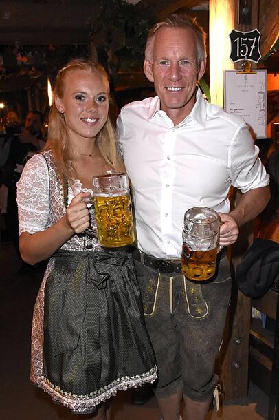Johannes B. Kerner mit Tochter Emily auf dem Oktoberfest 2018.