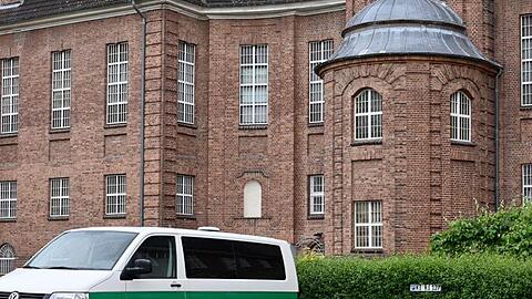 Die Justizvollzugsanstalt Kiel. Der Mordverdächtige im Fall Maddie bleibt noch für längere Zeit im Gefängnis.