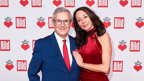 Jan Hofer und seine Ehefrau Phong Lan sind seit 2018 verheiratet.