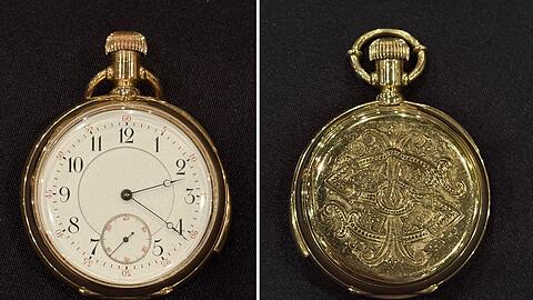 Eine goldene Titanic-Taschenuhr wurde f&uuml;r den Rekordpreis von mehr als 2 Millionen Euro versteigert. (Handout)
