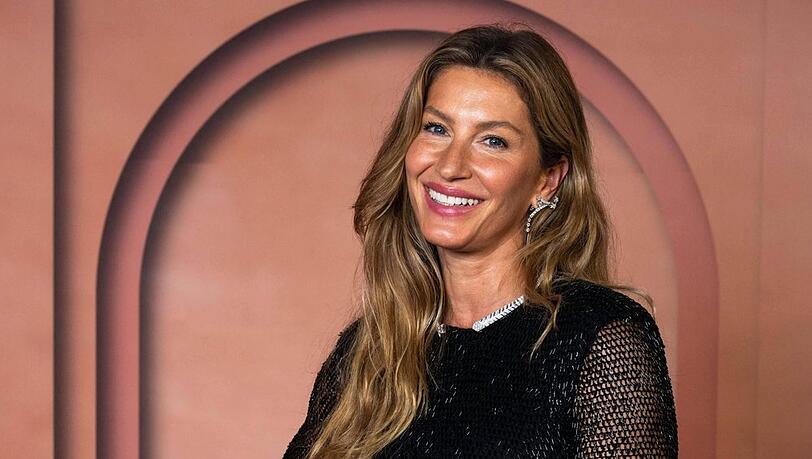 Supermodel Gisele Bündchen ist offenbar erneut den Bund der Ehe eingegangen. Supermodel Gisele Bündchen ist offenbar erneut den Bund der Ehe eingegangen.