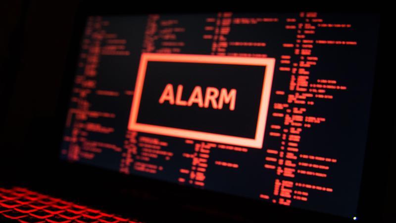 Mit zunehmender Digitalisierung und dem Zusammenwachsen von Stromnetzen und Internet öffnen sich immer mehr Einfallstore für Cyberattacken. Mit zunehmender Digitalisierung und dem Zusammenwachsen von Stromnetzen und Internet öffnen sich immer mehr Einfallstore für Cyberattacken.