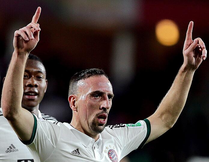 Frank Ribéry jubelt bei der Klub-WM in Marokko. Dort wollen die Bayern Titel Nummer fünf im Jahr 2013 holen.