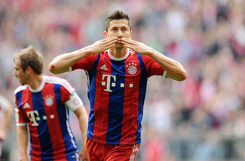 Robert Lewandowksi war mit zwei Toren der Wegbereiter beim 3:0-Erfolg des FC Bayern gegen Eintracht Frankfurt.