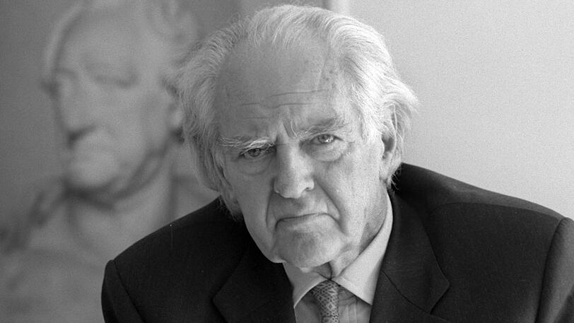 Hilmar Hoffmann war von 1992 bis 2001 Präsident des Goethe-Instituts. In seinem Buch "Kultur für alle!" setzte er sich für eine breitere gesellschaftliche Teilhabe an Kultur ein.