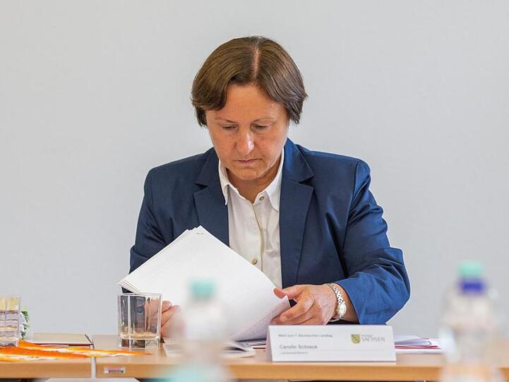 Landeswahlleiterin Carolin Schreck erklärte nur 18 der 61 geplanten Listenplätze für gültig.