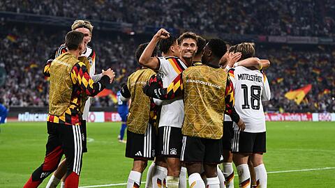 Gegen Serbien jubelt die DFB-Elf erstmals &uuml;ber einen Sieg unter Klopp.