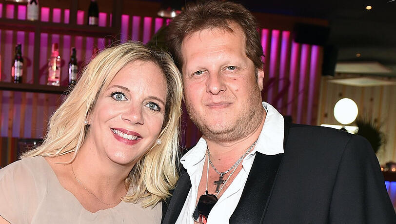 Daniela Büchner trägt die Asche ihres verstorbenen Ehemann Jens auch in Australien bei sich. Daniela Büchner trägt die Asche ihres verstorbenen Ehemann Jens auch in Australien bei sich.
