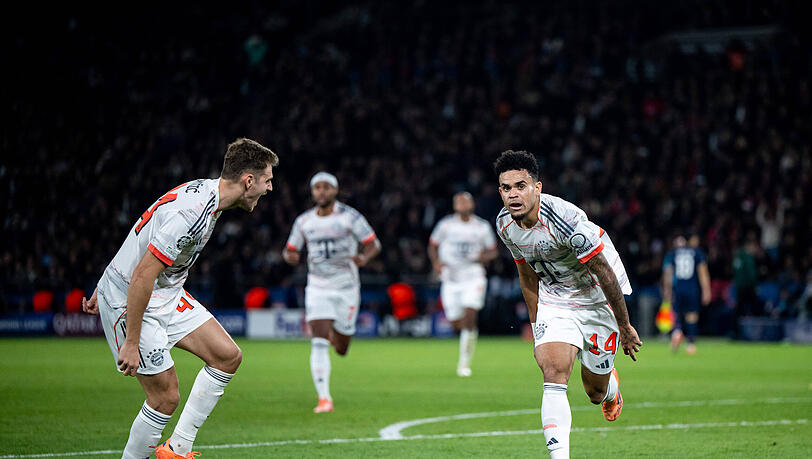 Er fehlt im nächsten Spiel gegen Arsenal nach seiner Roten Karte: Luis Díaz (r.). Er fehlt im nächsten Spiel gegen Arsenal nach seiner Roten Karte: Luis Díaz (r.).