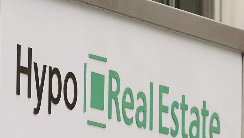 Die Hypor Real Estate kam heftig ins Trudeln - und gehört jetzt fast ganz dem Staat. Die Hypor Real Estate kam heftig ins Trudeln - und gehört jetzt fast ganz dem Staat.