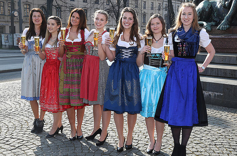 Die Kandidatinnen für die Wahl der Bayerischen Bierkönigin 2016/2017.