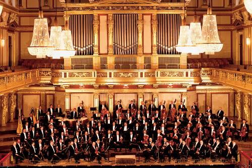 Die Wiener Philharmoniker im Goldenen Saal des Wiener Musikvereins.
