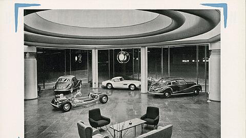 Die Sonderausstellung im BMW Museum zeigt Ausschnitte aus der Werbung und der Kunstfotografie. Klicken Sie sich durch die Fotos.