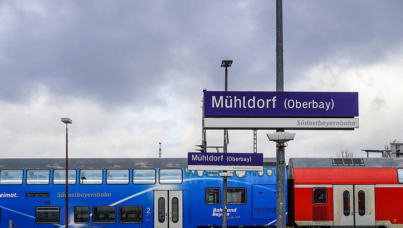 Die Südostbayernbahn verbindet den Münchner Haupt- und Ostbahnhof mit Mühldorf.