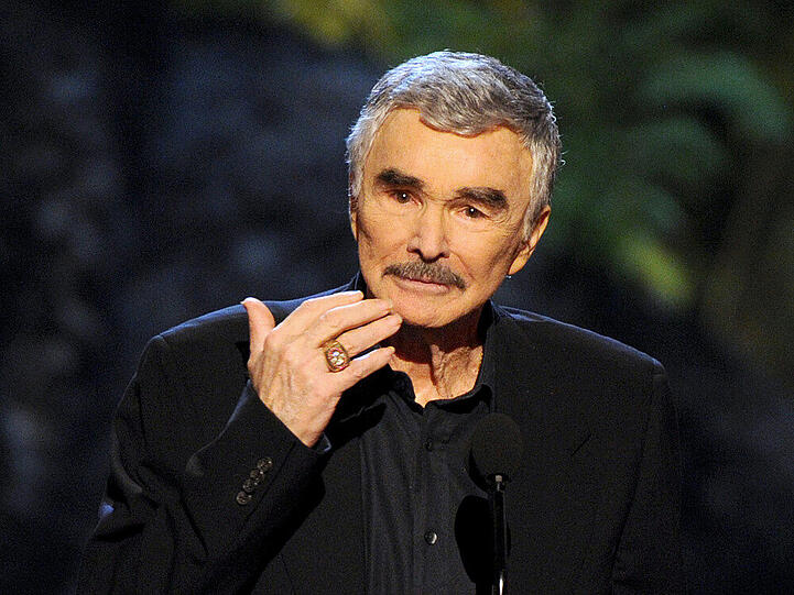 Der Bart sitzt noch: Burt Reynolds bei den "Guys Choice Awards" 2013