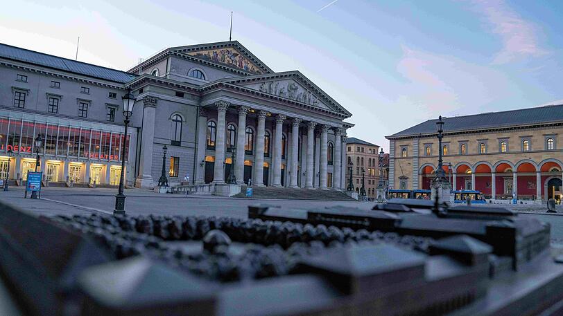 Der Max-Joseph-Platz mit der Bayerischen Staatsoper. Aufführungen wird es hier demnächst nicht mehr geben.