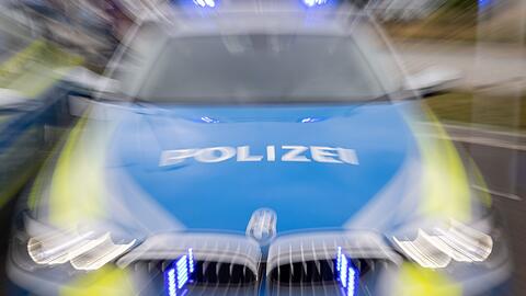 Die Polizei ermittelt nun gegen die Teenager-Gruppe. (Symbolbild)