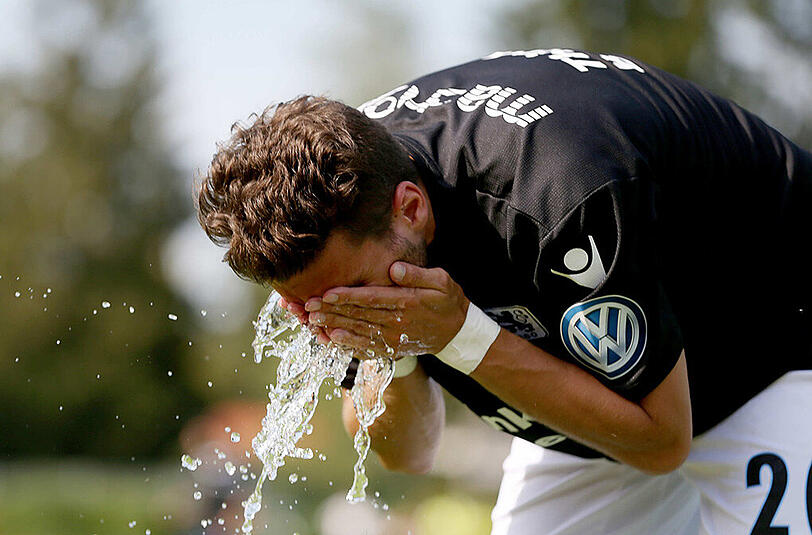 Die Bilder vom Vorbereitungsspiel der Löwen gegen den FC Basel.