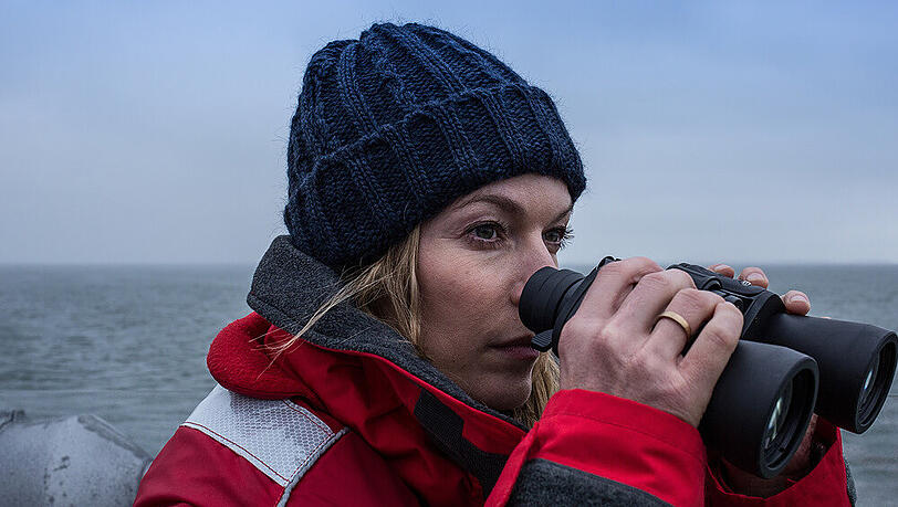 "Tod auf der Insel": Katharina (Lisa Martinek) entdeckt die Leiche der vermissten Touristin im Watt "Tod auf der Insel": Katharina (Lisa Martinek) entdeckt die Leiche der vermissten Touristin im Watt