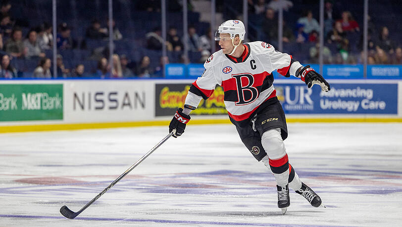 Dillon Heatherington läuft künftig für den EHC auf.