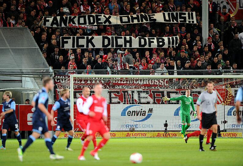 Nach der Niederlage in Belrin verlieren die Löwen auch in Cottbus mit mit 0:1.