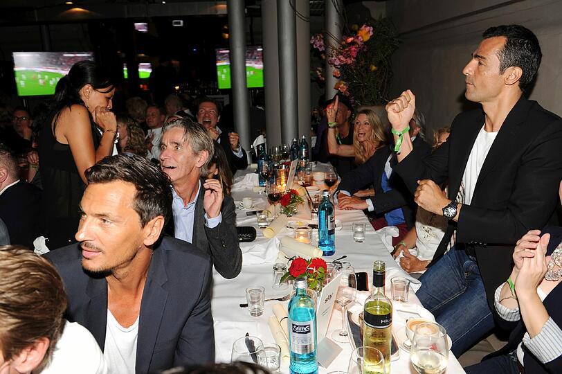 Die Bilder von der Sky Opening Party im "Heart"' .