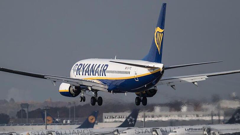 An beiden Drehkreuzen Frankfurt und München bauen Anbieter wie Ryanair oder die Lufthansa-Tochter Eurowings das Billigsegment aus.