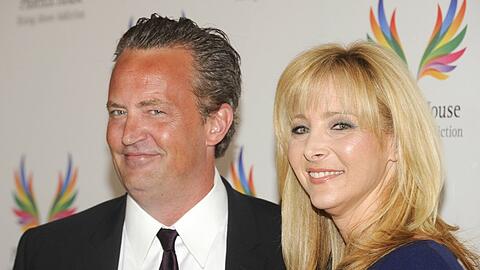 Standen gemeinsam für die Serie "Friends" vor der Kamera: Lisa Kudrow und ihr Kollege Matthew Perry