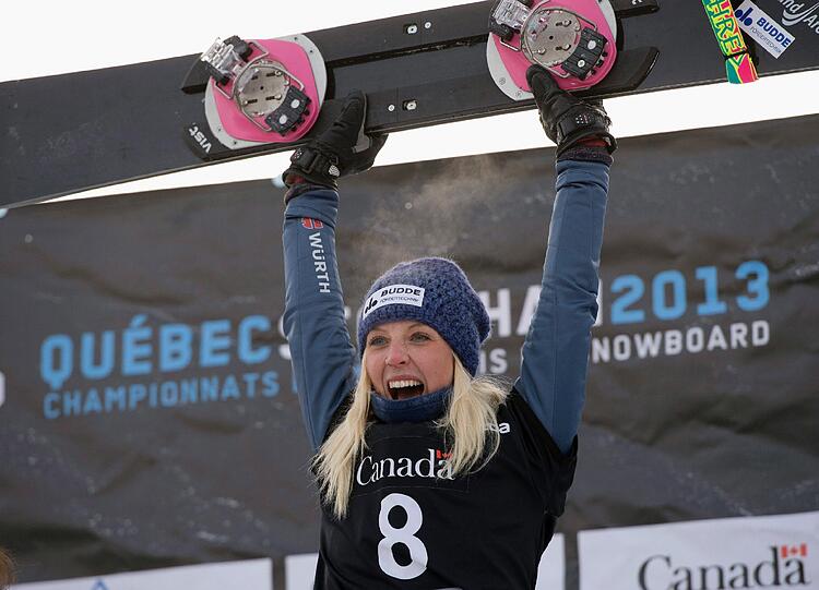 Isabella Laböck bei der Siegerehrung der Snowboard-WM.