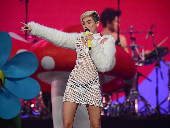 Sexy Popstar: Miley Cyrus.