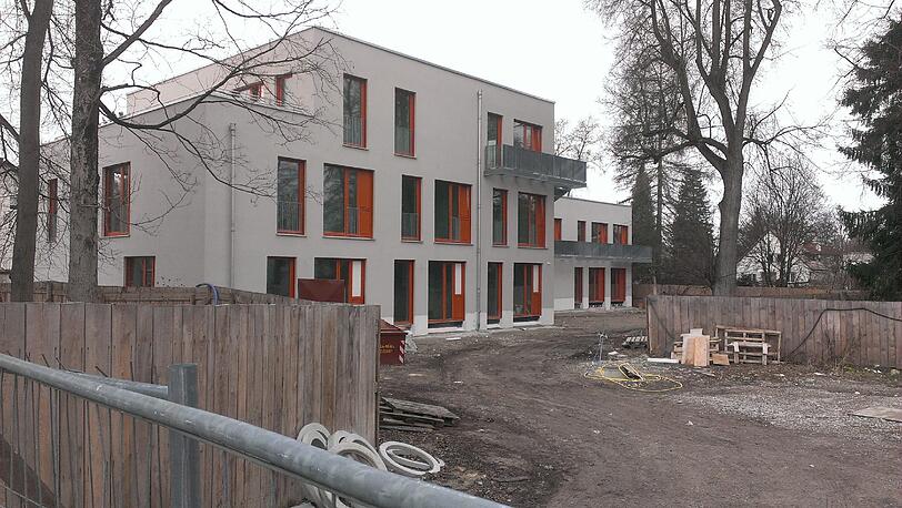 136 Kinder hätten im Juni in diese Kita an der Herterichstraße einziehen sollen. Wann sie eröffnet wird, steht in den Sternen.