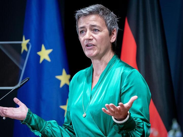 Margrethe Vestager, Kommissionsvizepräsidentin, spricht bei der Botschafterkonferenz im Auswärtigen Amt zu den Teilnehmern. (zu dpa "EU-Staaten beraten "Sicherheitsnetz" in der Corona-Wirtschaftskrise").