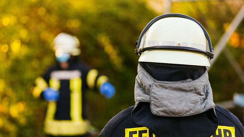 Die Feuerwehr musste einen Brand in Olching löschen. (Symbolbild)