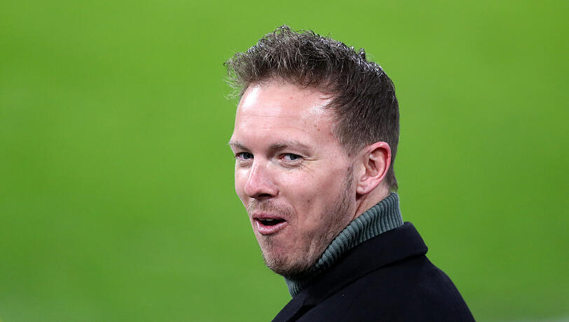 Bei so vielen Buden hat Julian Nagelsmann gut Lachen. Bei so vielen Buden hat Julian Nagelsmann gut Lachen.