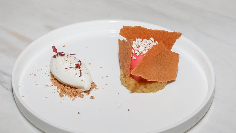 Der 5. Gang: Monas Strudel. Der 5. Gang: Monas Strudel.