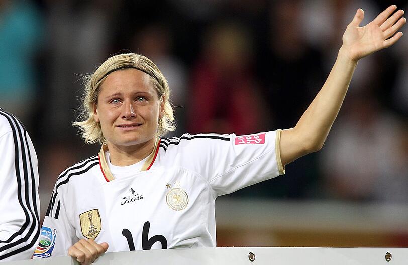 Tränen, Trauer und Fassungslosigkeit nach dem WM-Aus - und Zwanziger gibt den Tröster. Die Bilder