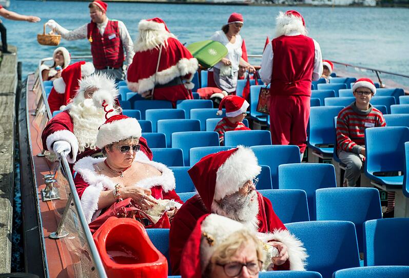Der Weltkongress der Weihnachtsmänner in Kopenhagen.