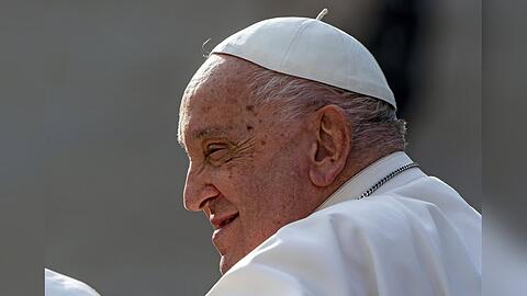Papst Franziskus im vergangenen November auf dem Petersplatz in Rom.